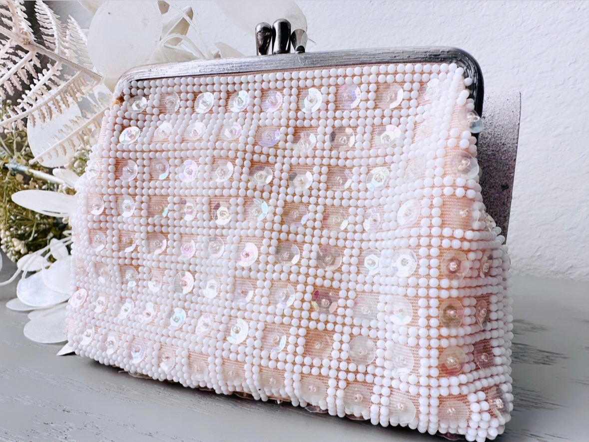 1950's White Sequin Clutch Purse, Cute Vintage Purse, Cream with Iridescent Sequins and Tiny White Beads, Vintage Bridal 50s Makeup Bag