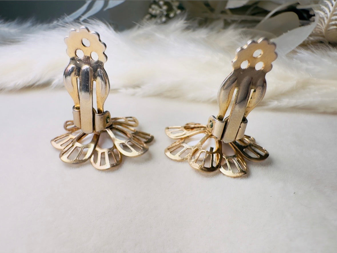 Gold Filigree Flower Earrings, 60s Vintage White and Gold Clip On Earrings