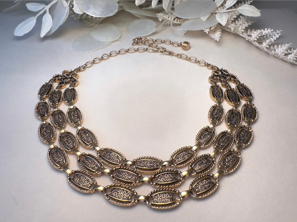 Vintage Triple Strand Gold Chain Necklace, 1960s Desert Flowers Chunky Gold Cleopatra Collar Necklace, Adjustable Length Statement Necklace
