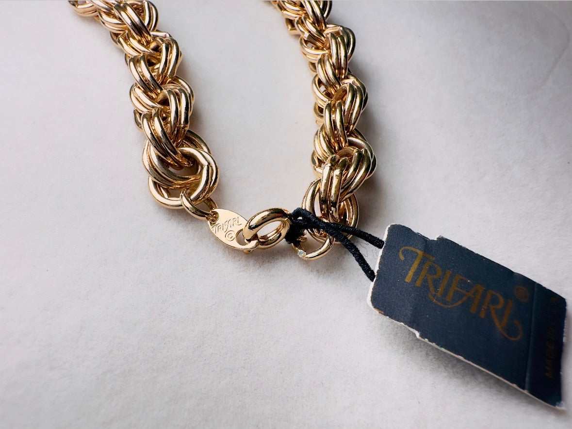Vintage Trifari Double Curb Link Gold Chain Bracelet NOS