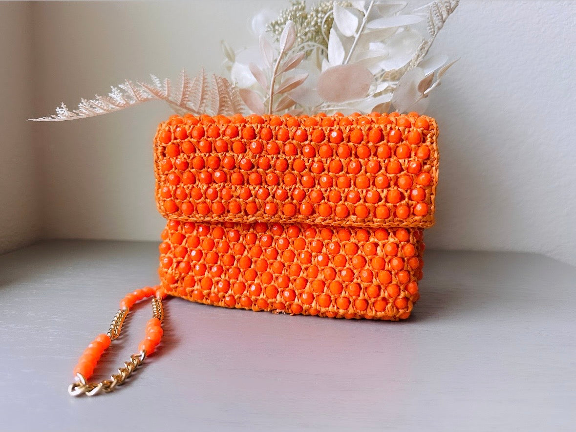 Vintage Orange Handbag, 1960s Beaded Raffia Crossbody Bag in Juicy Orange, Kiss Lock Clutch with Faceted Beaded Chain Strap, Retro 60s Mod