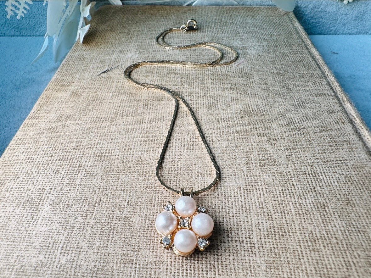 Pearl Pendant Necklace, Vintage Gold Drop Necklace, Gold Tone Cluster Pendant with Diamond Rhinestones, Romantic VTG Gold Chain Necklace