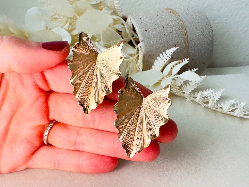 1960s Vintage Gold Leaf Napier Clip On Earrings