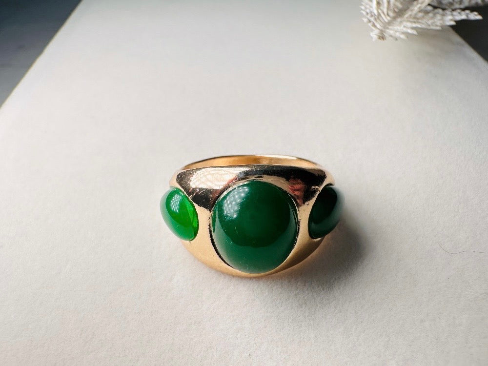 Vintage Green Cocktail Ring, Chunky Gold Ring with Three Bright Jade Cabochons, Stunning Large Statement Ring Size 9