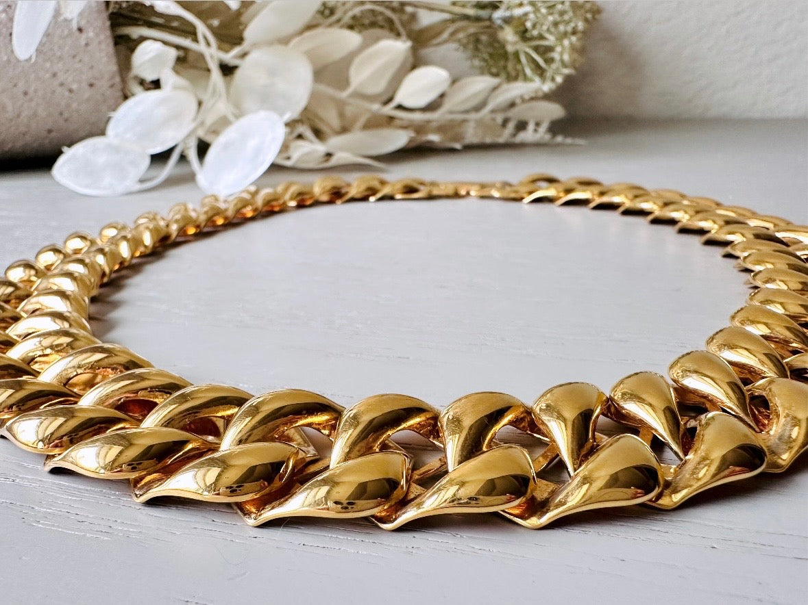 Trifari Gold Chain Necklace, Vintage Chunky Gold Necklace, Bold And Beautiful Style, 1980s Gorgeous Authentic Vintage Designer Jewelry