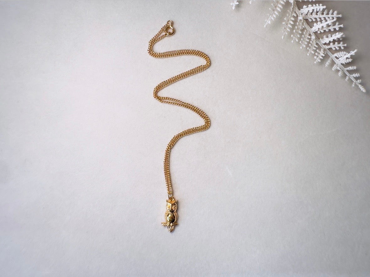 Vintage Gold Owl Pendant Necklace, 1981 Dainty Vintage Avon Owl Necklace
