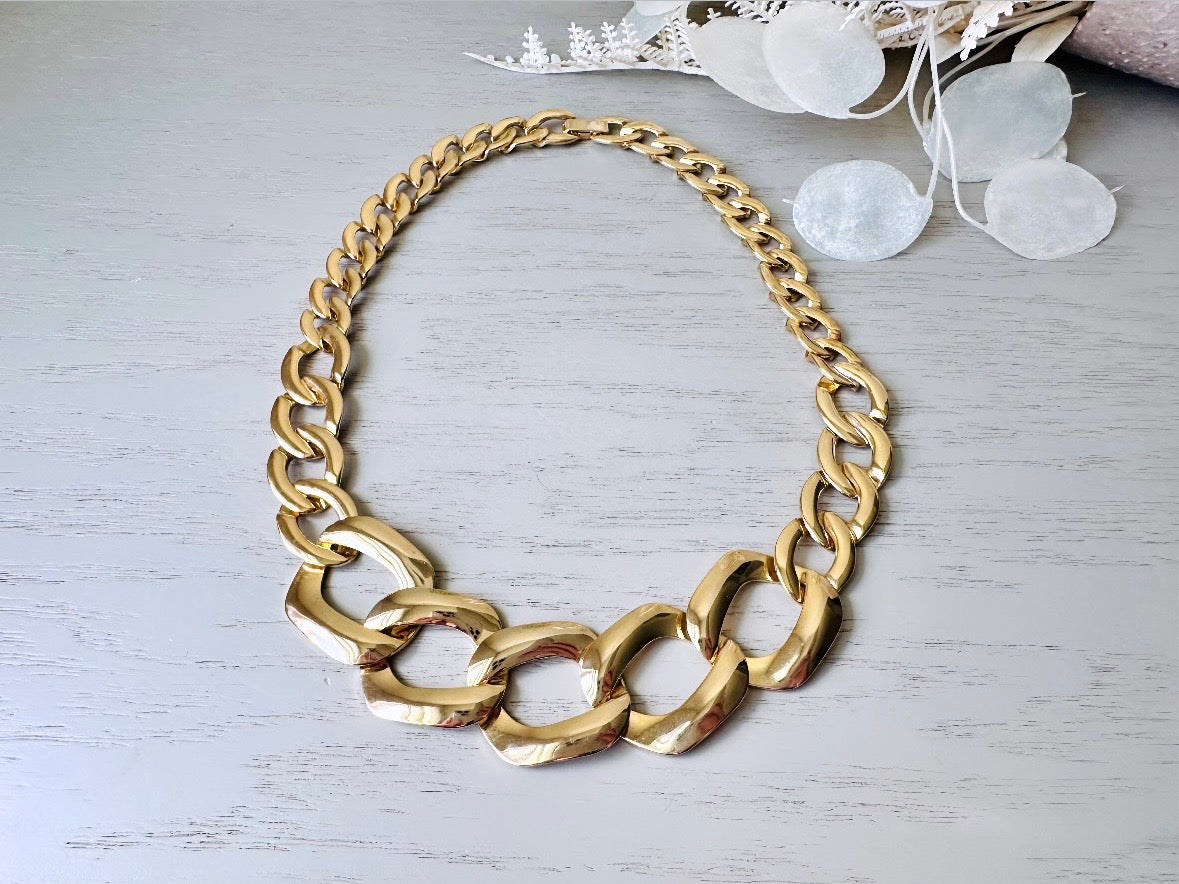 Gold Vintage Chain Necklace, Chunky Gold Chain Link Necklace with Graduated Link Size, Bold 80s Mogul Style, Authentic Vintage Jewelry