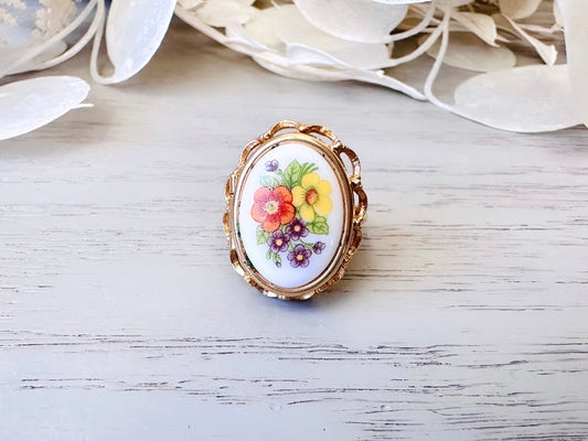 Floral Locket Ring, 1975 Vintage Avon Ring, Whimsical White Porcelain Cameo with Colorful French Flowers, Gold Tone 70s Adjustable Ring