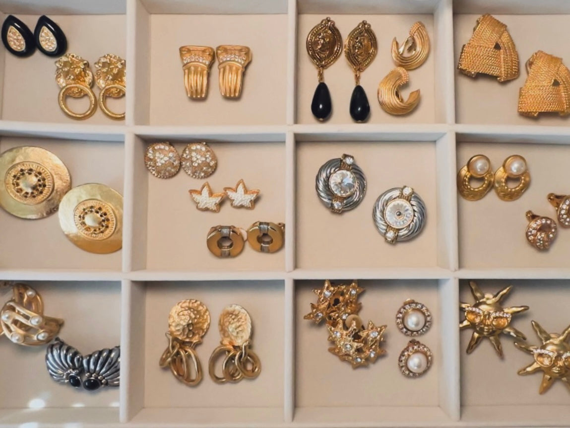 Gold Triangle Earrings, 80s Vintage Bold Runway Earrings, Retro Basket Weave Oversized Matte Gold Clip On Statement Earrings