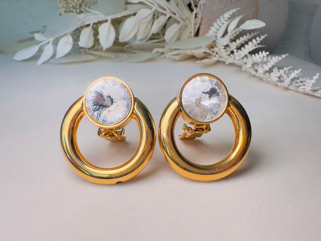 Bold 80s Door Knocker Earrings, Vintage Gold Hoop Earrings with Diamond Rhinestone Clip Earrings, Elegant 1980s Retro Fashion Earrings