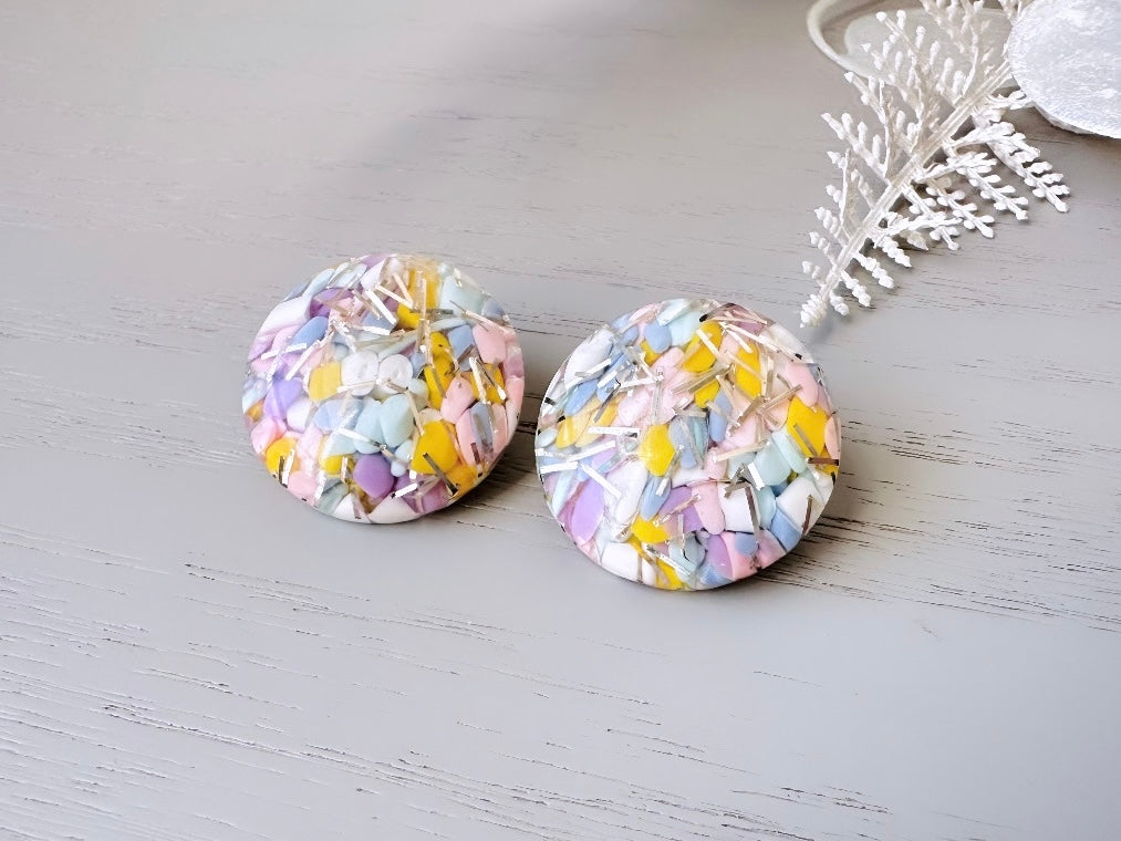 Pastel Rainbow Confetti Earrings, Vintage Party Earrings, Confetti Clip on Earrings, Mod 60s Retro Fashion, Cute Valentine's Day Earrings