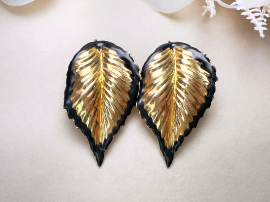 Vintage Gold Leaf Earrings with Black Enamel Tips, Gold Leaves Clip On Earrings, 1980s Statement Earring, Whimsical Clip-Ons for Non-Pierced