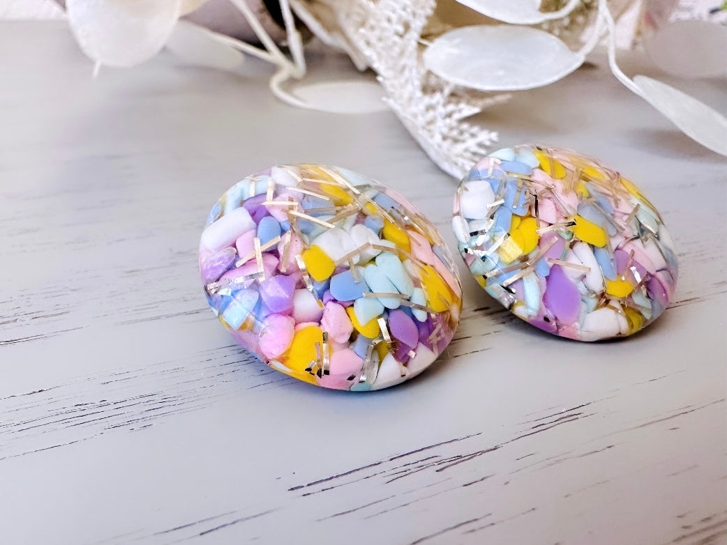 Pastel Rainbow Confetti Earrings, Vintage Party Earrings, Confetti Clip on Earrings, Mod 60s Retro Fashion, Cute Valentine's Day Earrings