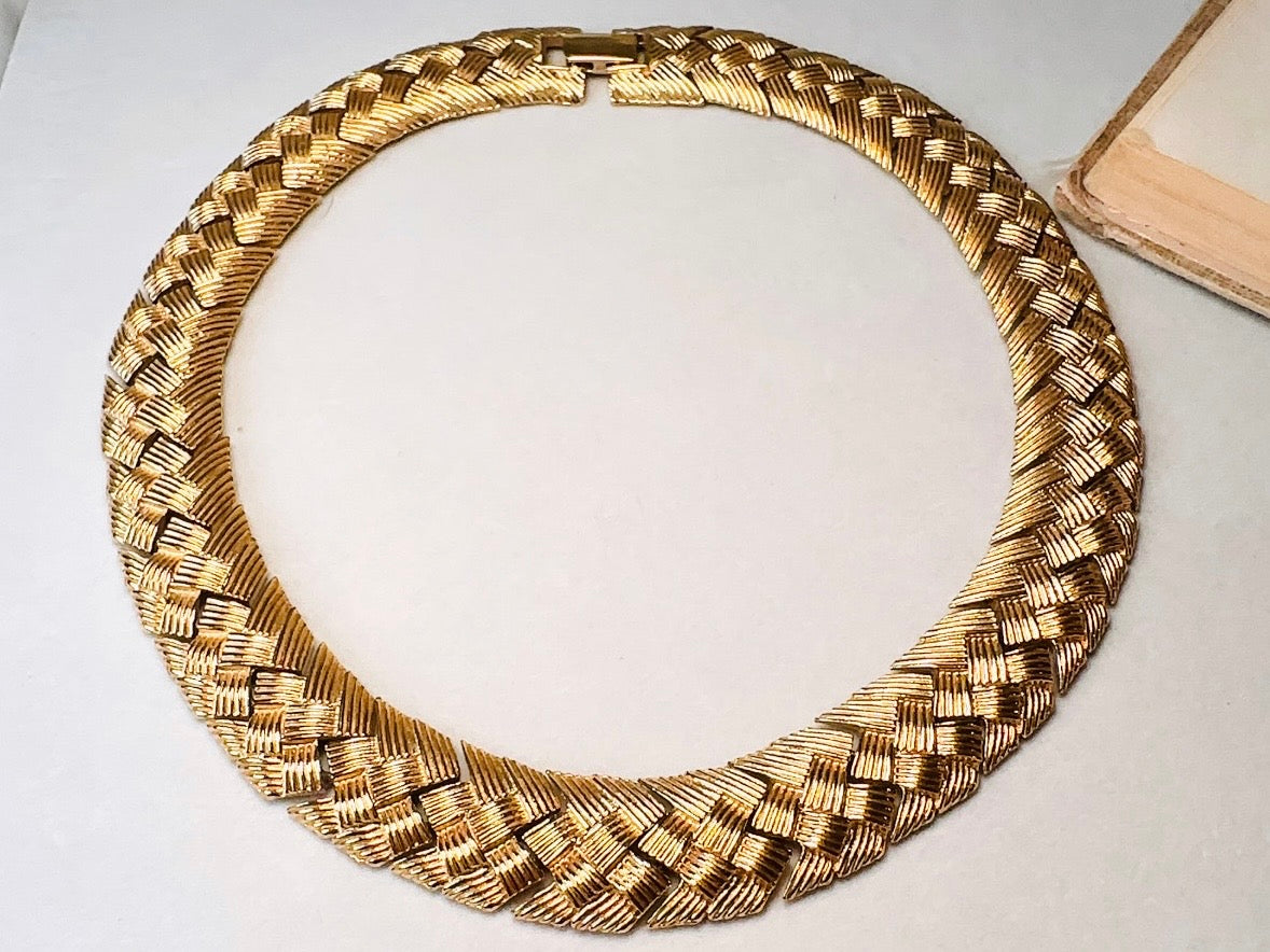 Gold Vintage Chain Necklace by Napier, Basket Weave Style Chunky Gold Woven Collar Necklace, Articulated Braided Thick Chain Necklace