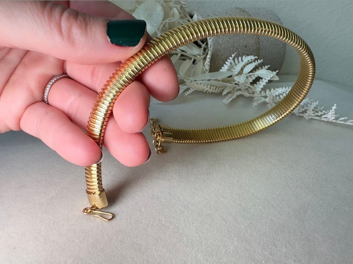 Vintage Gold Omega Choker, Gorgeous 1970s Classic Gold Choker, Jewelry Staple for Layering and Stacking