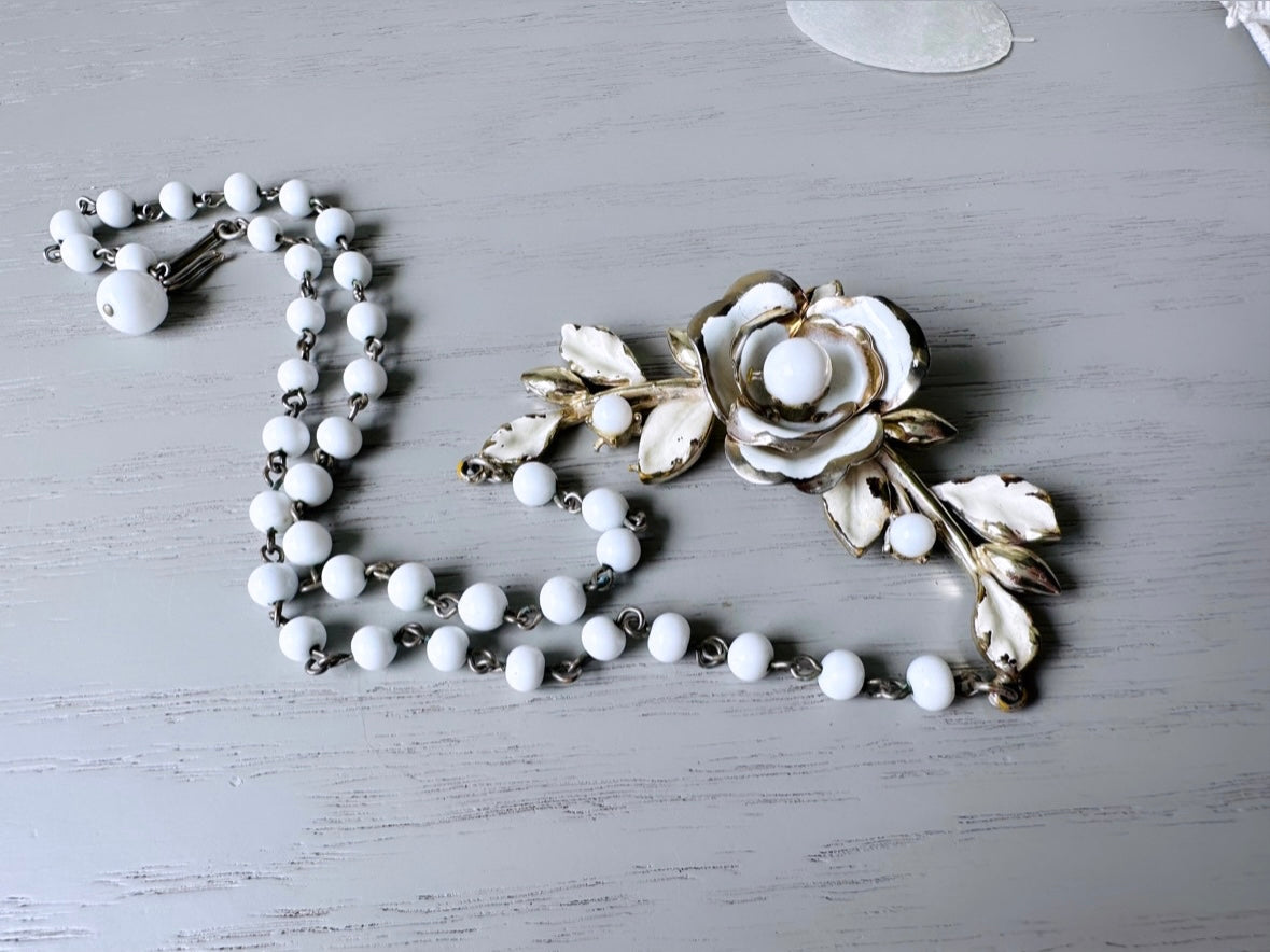 1950s White Flower Vintage Coro Necklace, Cream Enamel White Beads Gold Tone Floral Necklace 15" Flower Choker, Whimsical Bridal Necklace