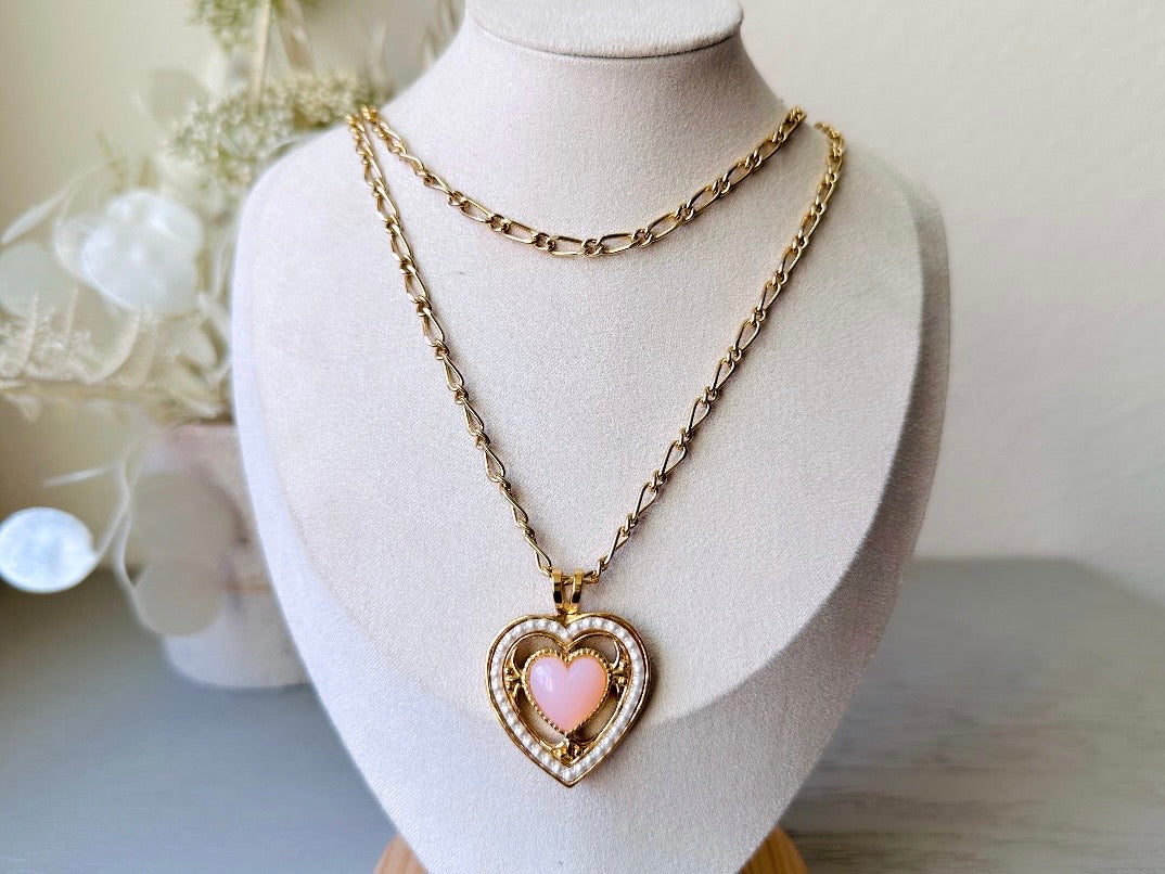 Pink Heart Necklace, 1989 Vintage Necklace,  Faux Pearl Glass Pendant Necklace, Gold Chain Dainty Layering Necklace, Beautiful Gifts for Her