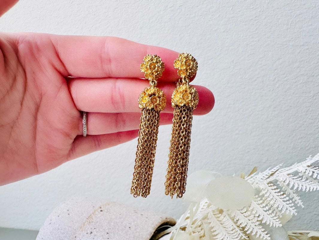 Monet Vintage Gold Tassel Earrings, 1960s Monet Clip On Earrings, Designer Vintage Golden Sculpted Daisy Earrings, 60s Glamour Earrings