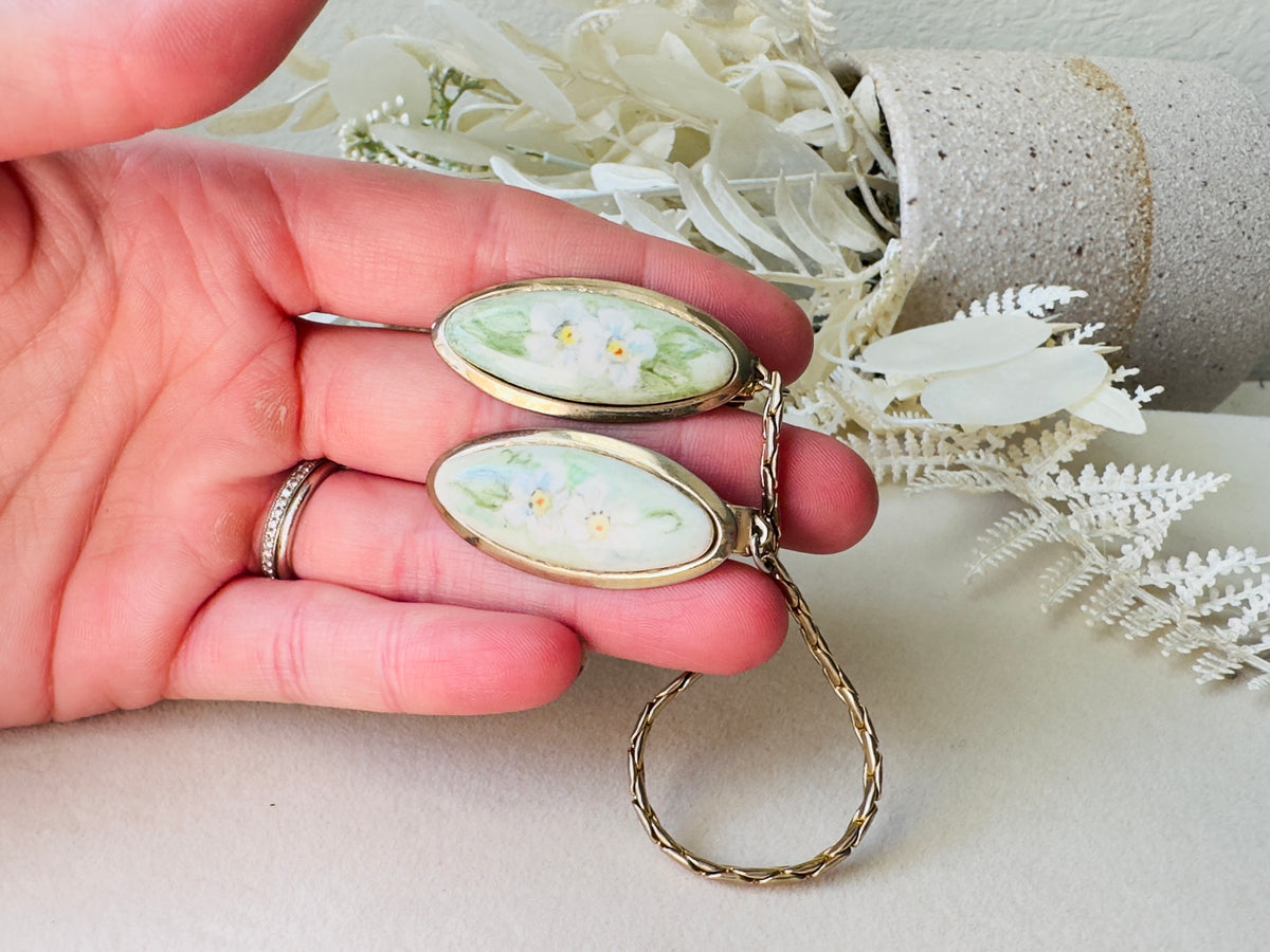 Vintage 1950s Hand-Painted Floral Sweater Guard, Green Porcelain Cardigan Clips with Gold Tone Chain