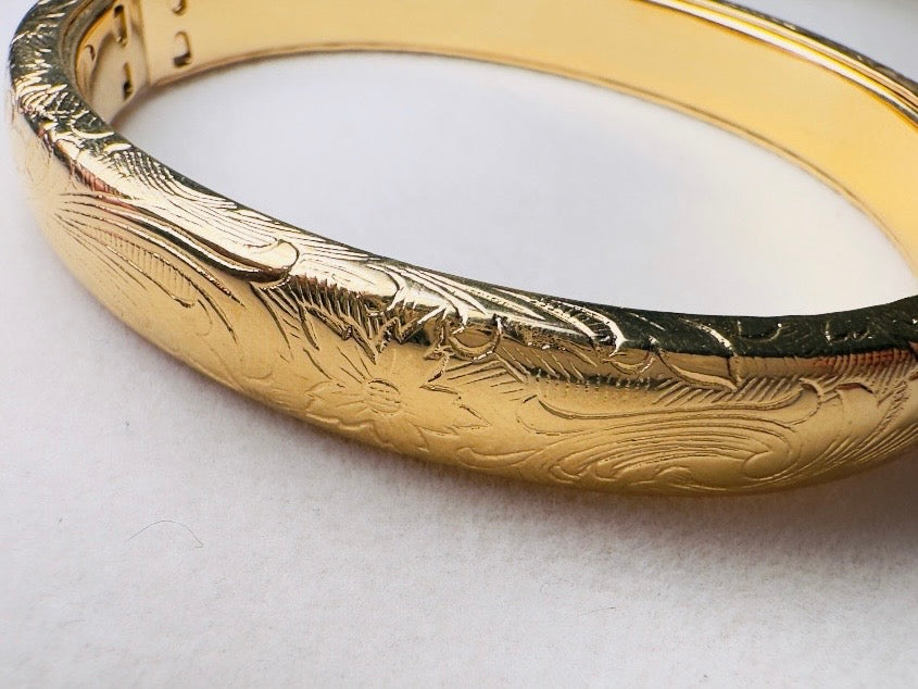 Embossed Gold Clamper Bracelet, Gorgeous Vintage Floral Hinge Bracelet