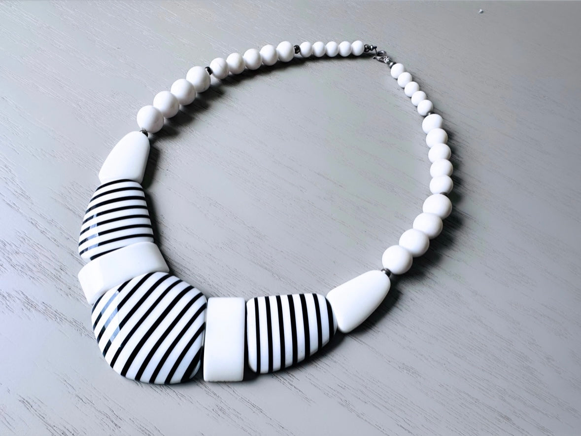 Black and White Vintage Necklace, Vintage Acrylic Necklace, Vintage Nautical Sailor 1960s Retro Mod Necklace, Unique Chunky Striped Necklace