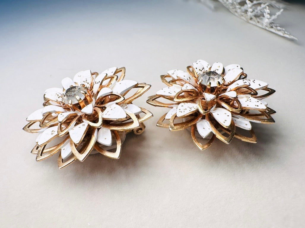 Vintage White Earrings, Floral White and Gold Clip On Earrings, Gorgeous Vintage 1960s Flower Earrings with Silver Glitter Rhinestone