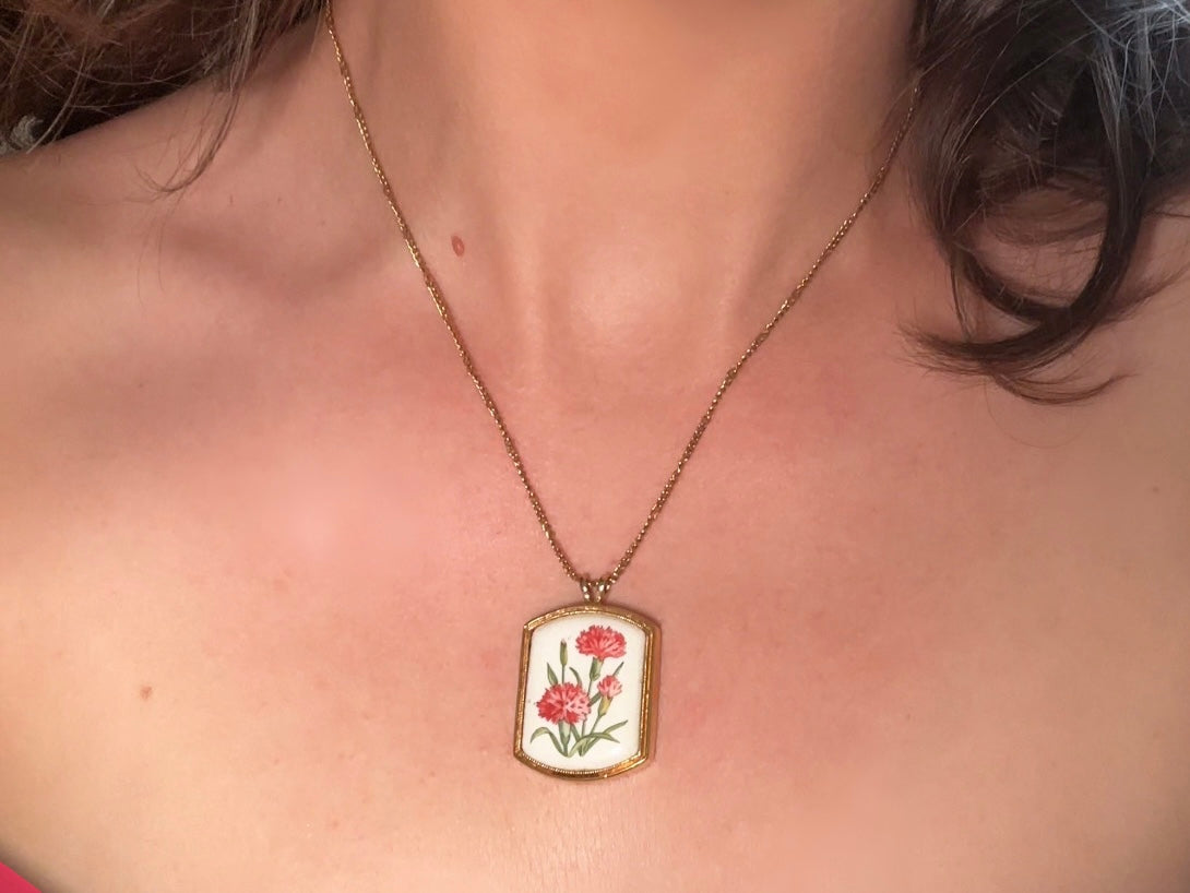 January Birthflower Necklace, Pink Carnation January Birthday Necklace, 1980 Floral Heritage Porcelain & Gold Botanical Flower Pendant