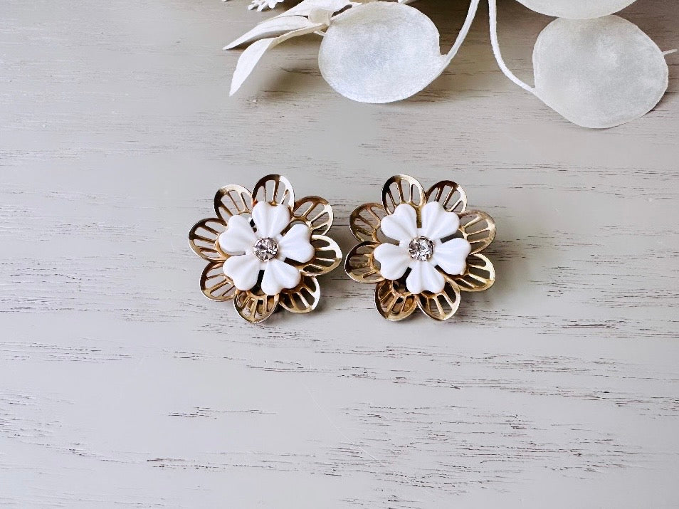 Gold Filigree Flower Earrings, 1960s Vintage Earrings, White and Gold Bridal Clip On Earrings, White Acrylic Petals with Rhinestone Centers