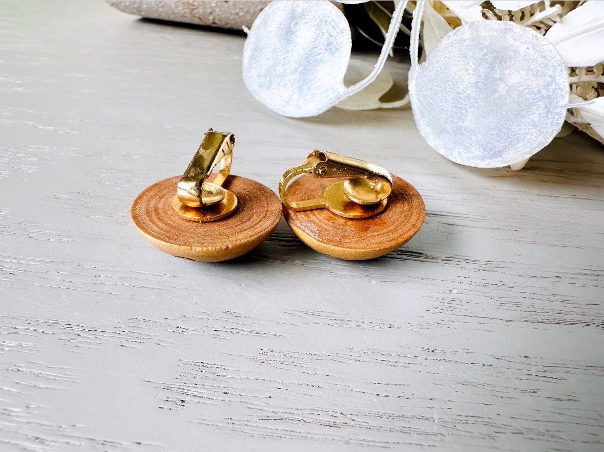 Vintage Wood Burned 1970s Earrings, Vintage Clip On Earrings, 70s Bohemian Wood Button Earrings with Black Carved Flowers, Unique Vintage