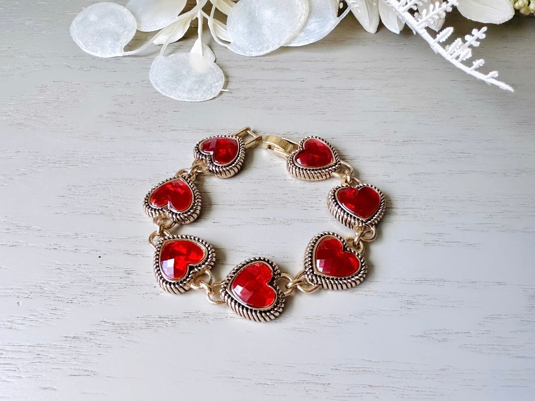 Napier Heart Bracelet, Red Confetti Heart Lucite Link Bracelet, Cute Vintage Bracelet, Gifts for Her, Gold Heart Jewelry, Signed Designer