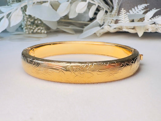 Embossed Gold Clamper Bracelet, Gorgeous Vintage Floral Hinge Bracelet