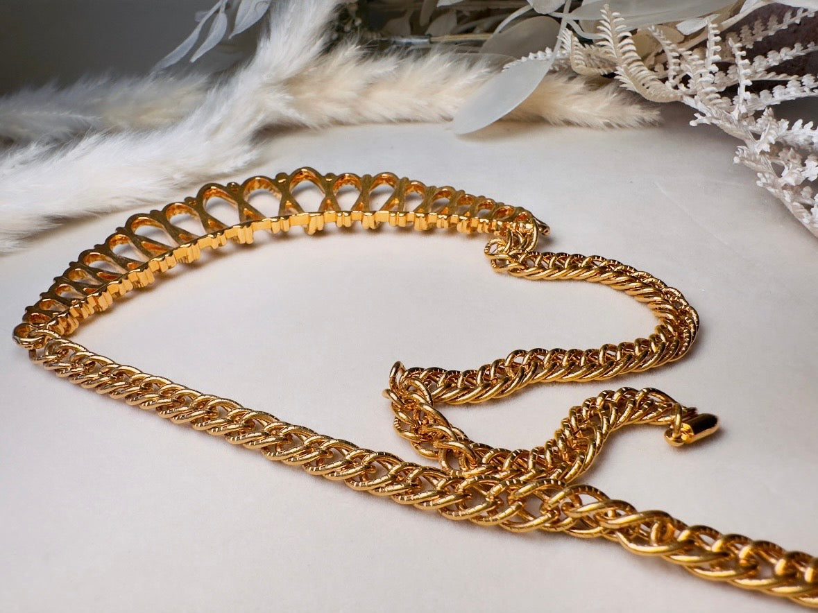 Gold Vintage Necklace, 90s Avon Necklace, Vintage Gilded Mesh Open Work Collar Necklace, Gold Rope Necklace, Statement Necklace Jewelry Gift
