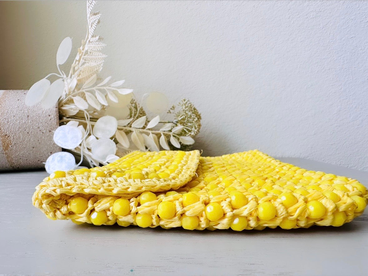 Vintage Yellow Handbag, Adorable Lemon Yellow '60s Clutch, Medium Canary Yellow Beaded Straw Fold Over Clutch, 1960s Cool Mod Summer Fashion