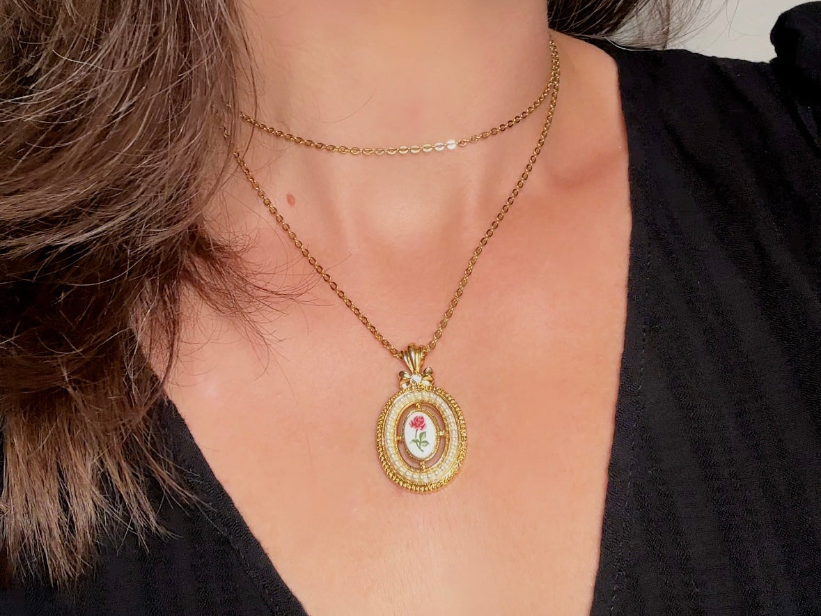 Pink Rose Vintage Pendant Necklace, Ceramic Rose and Pearl Openwork Vintage Avon Necklace, Rare Long Chain Necklace 31", Romantic