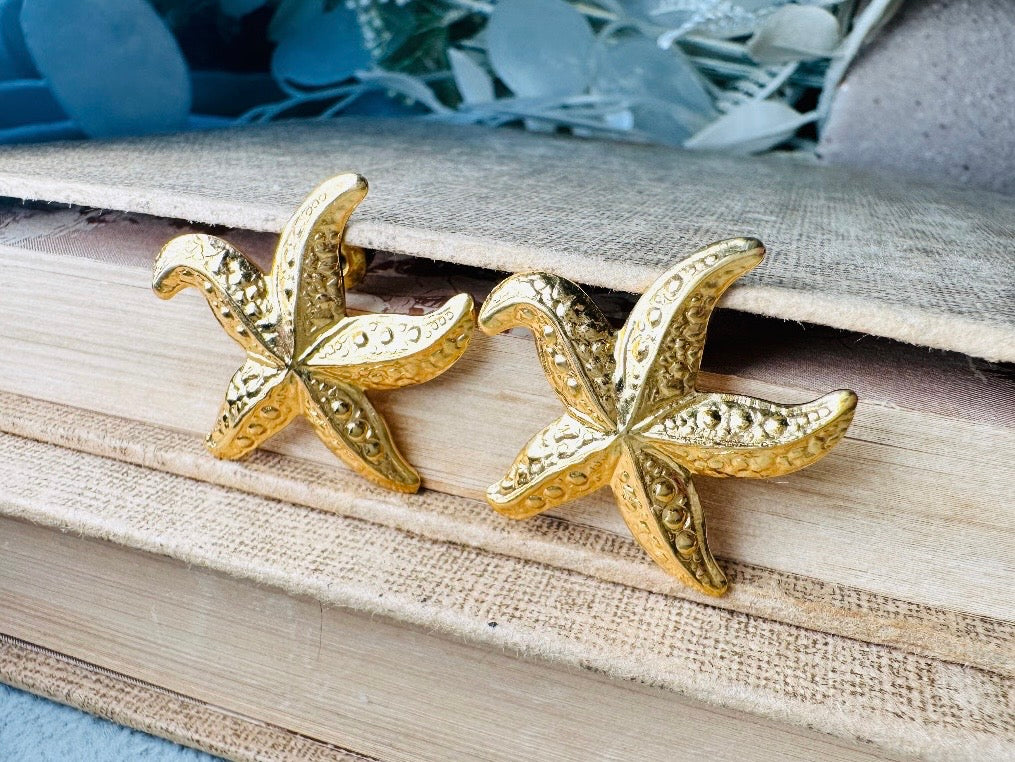 Gold Starfish Earrings, Vintage Starfish Post Earrings, Cute Beachy Mermaid Jewelry, Nautical Pierced Summer Earrings