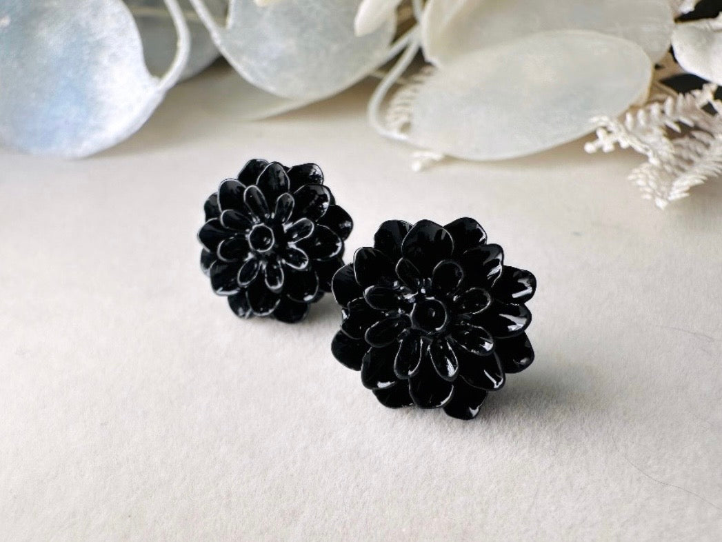 Black Flower Studs, Black Dahlia Earrings, Cute Flower Earrings, Black Flower Earring