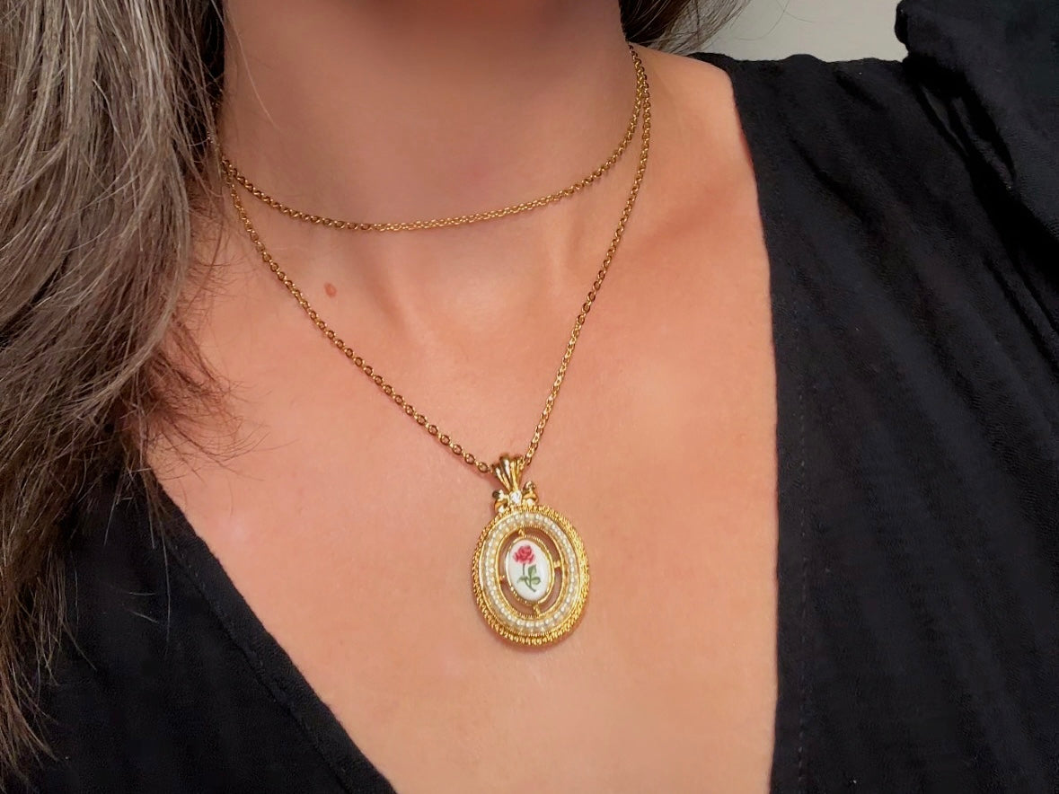 Pink Rose Vintage Pendant Necklace, Ceramic Rose and Pearl Openwork Vintage Avon Necklace, Rare Long Chain Necklace 31", Romantic