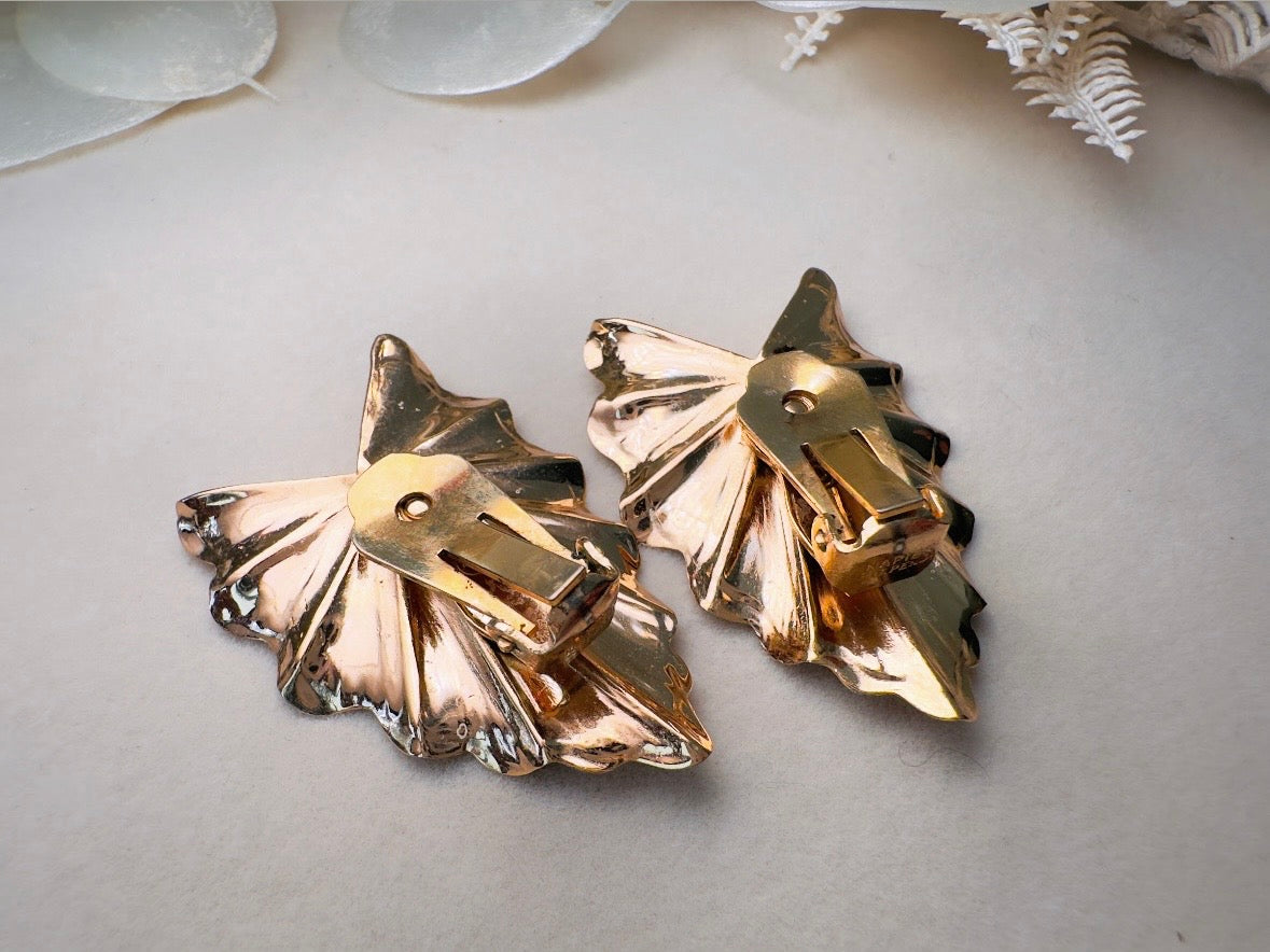 1960s Vintage Gold Leaf Napier Clip On Earrings