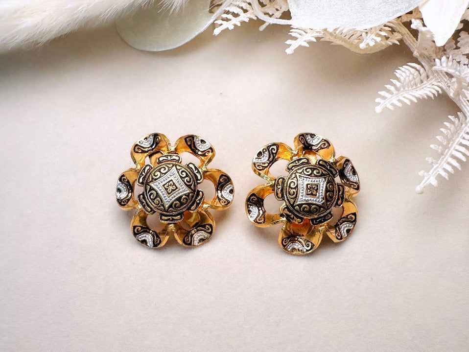 Vintage Damascene Earrings, Black and White Enamel Embossed Flower Shape Vintage Clip On Earrings, Made in Spain,