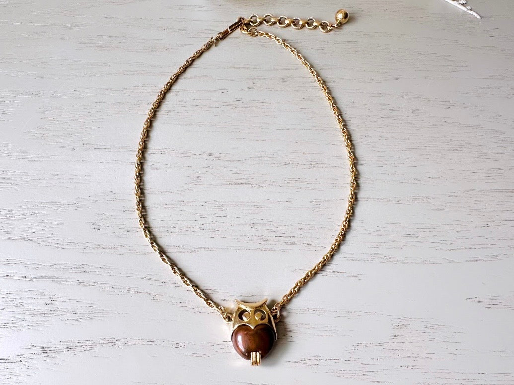 Trifari Jelly Belly Owl Necklace, Rare Signed Vintage Owl Trifari Necklace, Brown Lucite Owl Choker, 1960s Crown Trifari Necklace