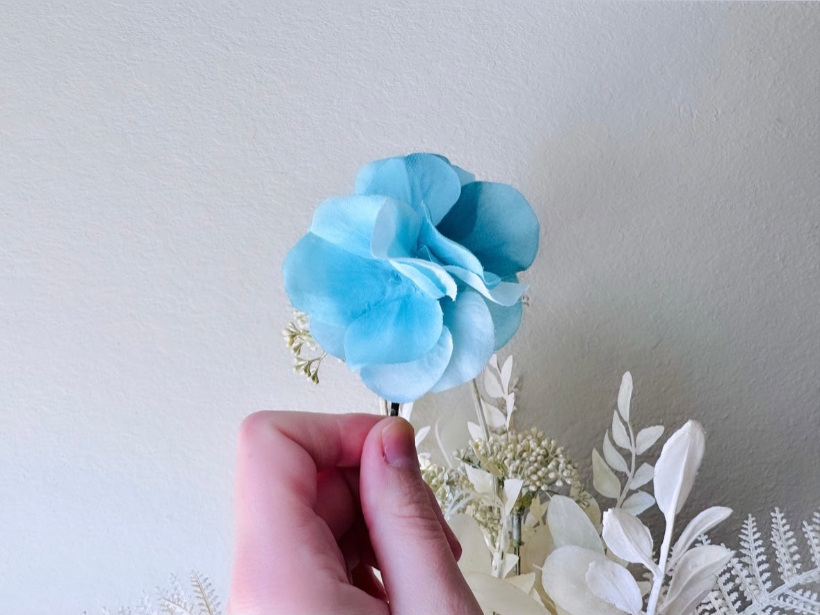 Blue Hydrangea Hair Pin, Dreamy Blue Bridal Hair Clip, Light Blue Fabric Flower Hair Accessory, Boho Romantic Floral Wedding Accessories