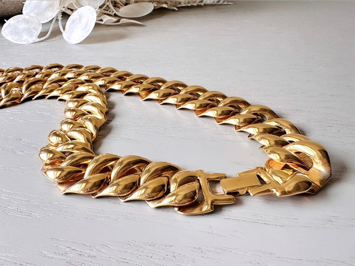 Trifari Gold Chain Necklace, Vintage Chunky Gold Necklace, Bold And Beautiful Style, 1980s Gorgeous Authentic Vintage Designer Jewelry