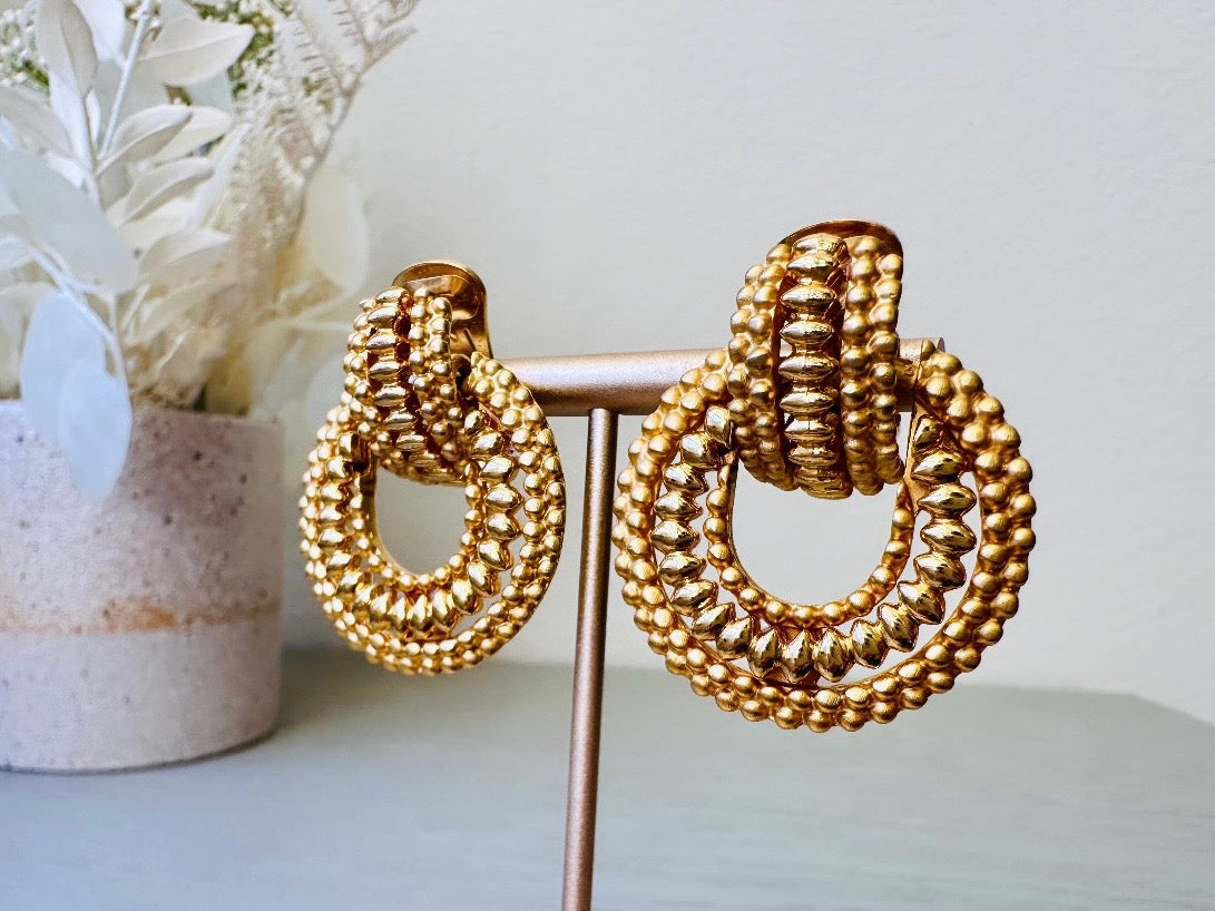 Gold Door Knocker Earrings, Glam 80s Vintage Textured Gold Hoop Clip On Earrings, 1980s Retro Fashion Earrings, Chunky Statement Earrings from Piggle and Pop