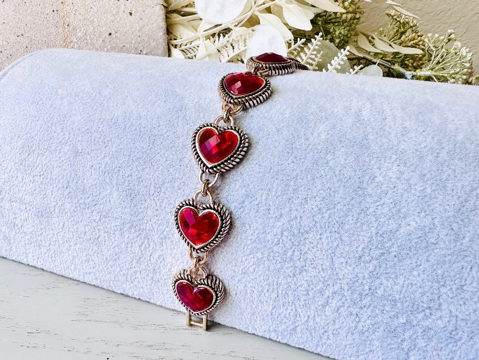 Napier Heart Bracelet, Red Confetti Heart Lucite Link Bracelet, Cute Vintage Bracelet, Gifts for Her, Gold Heart Jewelry, Signed Designer