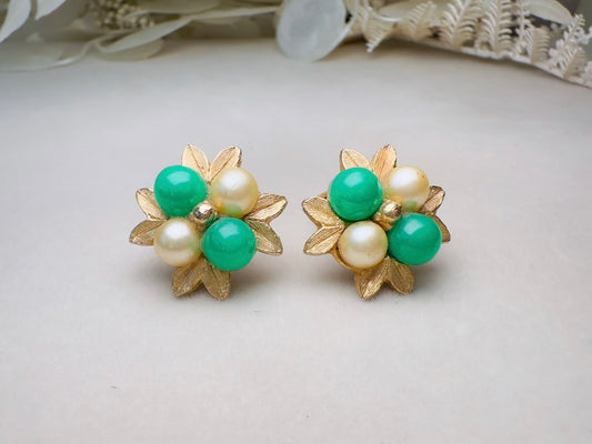 Green Pearl Vintage Earrings, 1960s Pearl Flower Earrings, Brushed Gold Leaves, Green Stones, Clip On Earrings, Autumn Floral Earrings