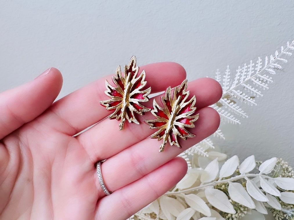 Red and Gold Leaf Earrings, Festive Winter Holiday Earrings, Vintage Enamel Leaf Earrings, 1960s VTG Clip On Earrings, Christmas Gifts