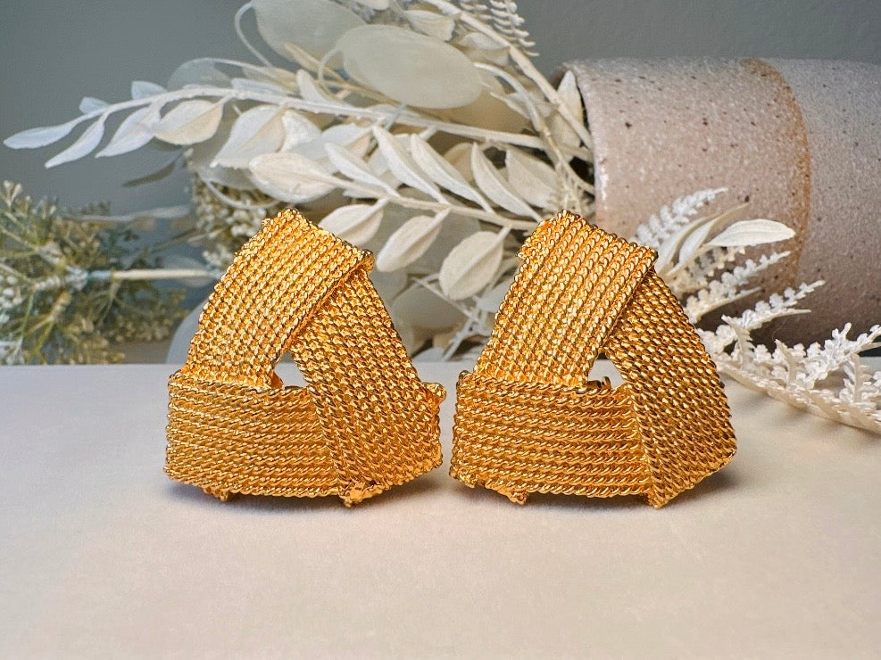 Gold Triangle Earrings, 80s Vintage Bold Runway Earrings, Retro Basket Weave Oversized Matte Gold Clip On Statement Earrings