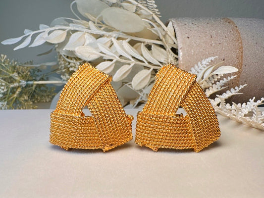 Gold Triangle Earrings, 1980s Bold Runway Earrings, Oversized Matte Gold Clip On Earrings, Retro Basket Weave Pierced Post Earring