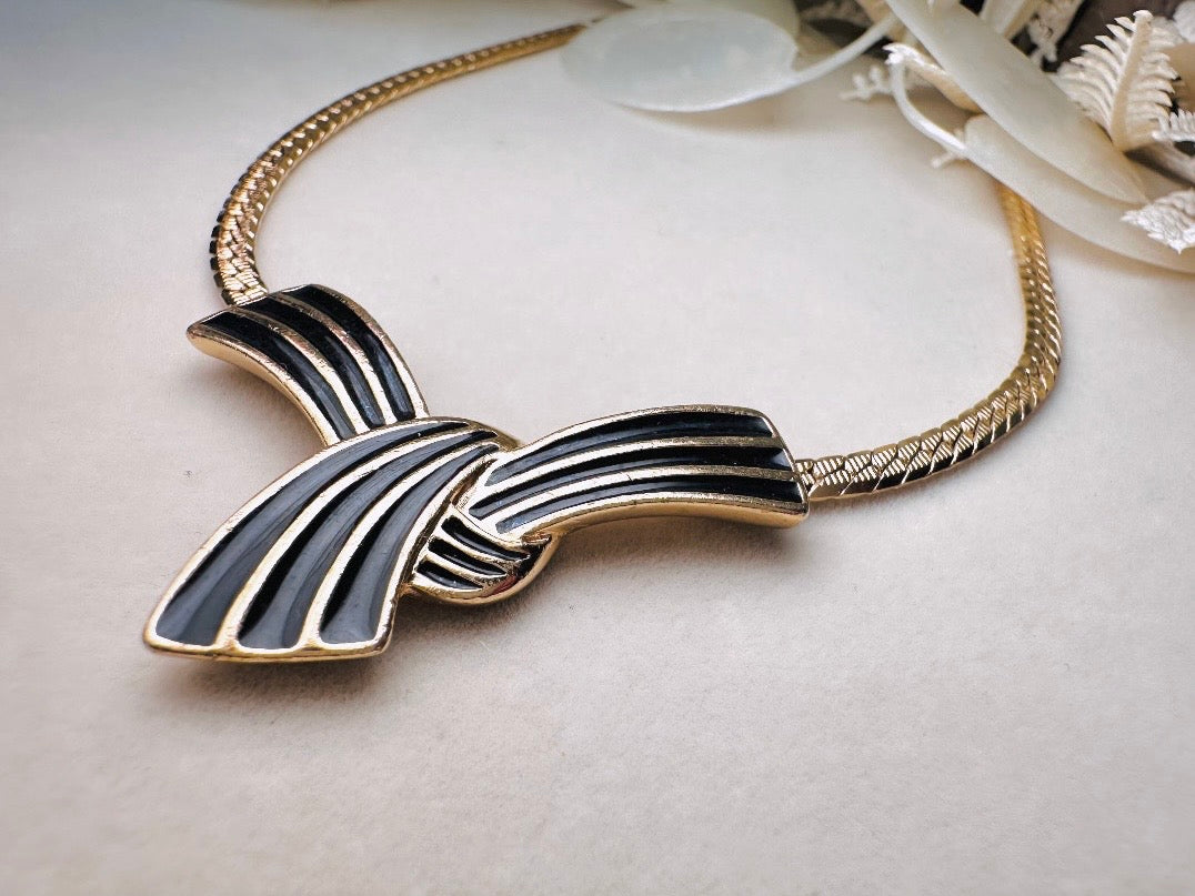 Vintage Trifari Bow Necklace, Black and Gold Ribbon Pendant Necklace on Gold Herringbone Chain