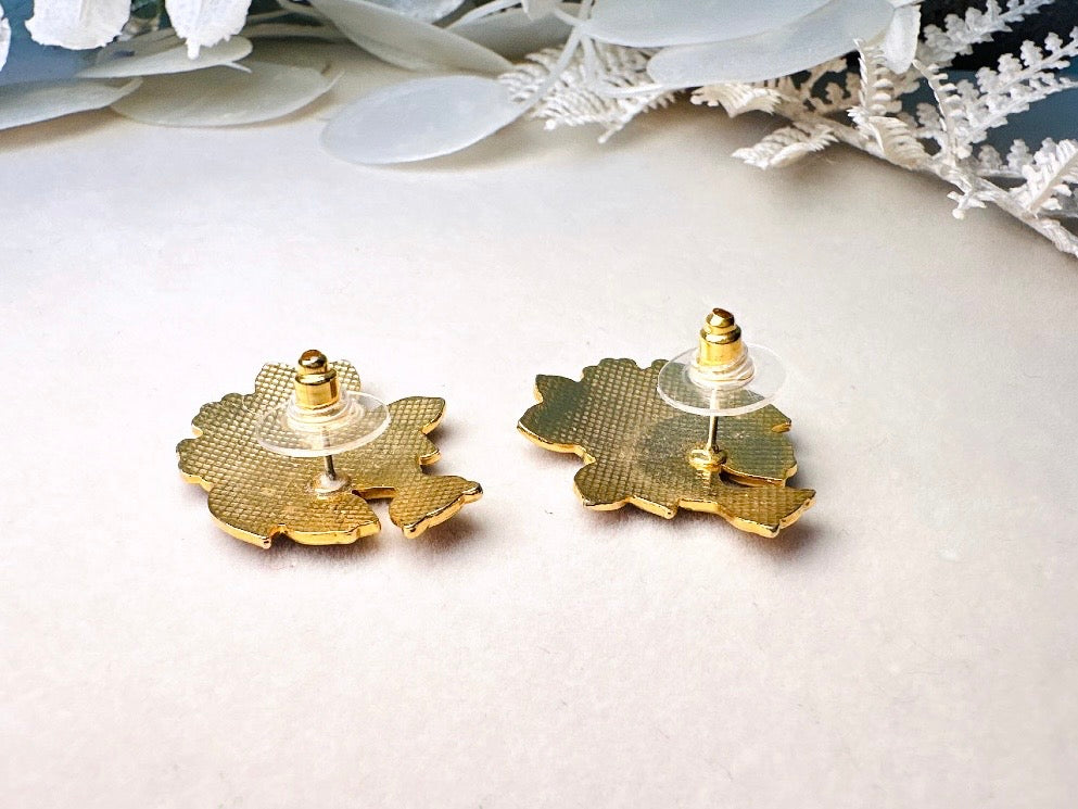 Siamese Cat Earrings, Gorgeous Floral Peach Pink and Gold Cloisonné Vintage Earrings of Cats in Flowers, Whimsical Pierced 1980s Earrings